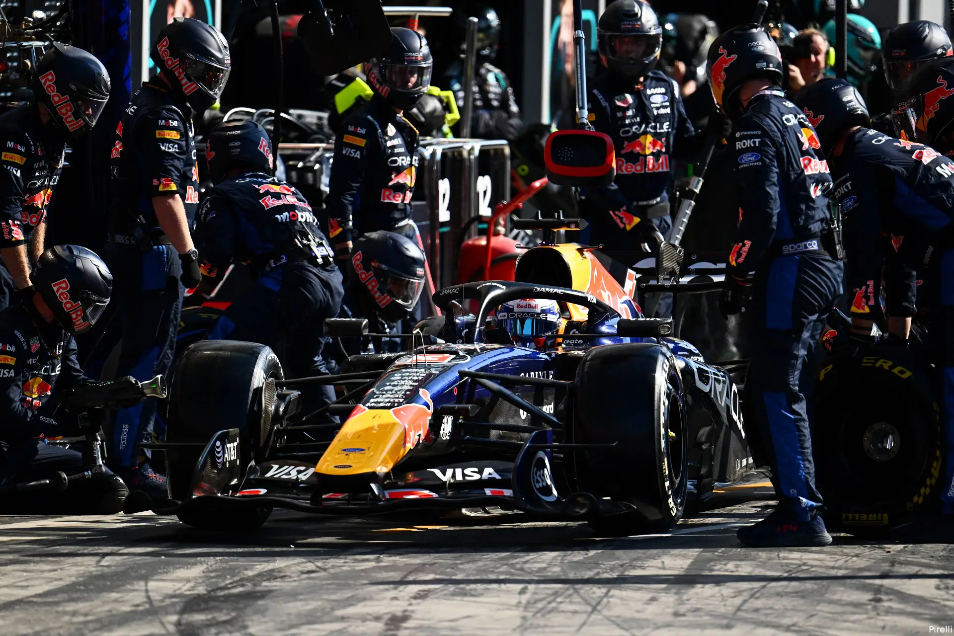 pitstop-red-bull-racing-max-verstappen-italië-12-sunday-monza-2026