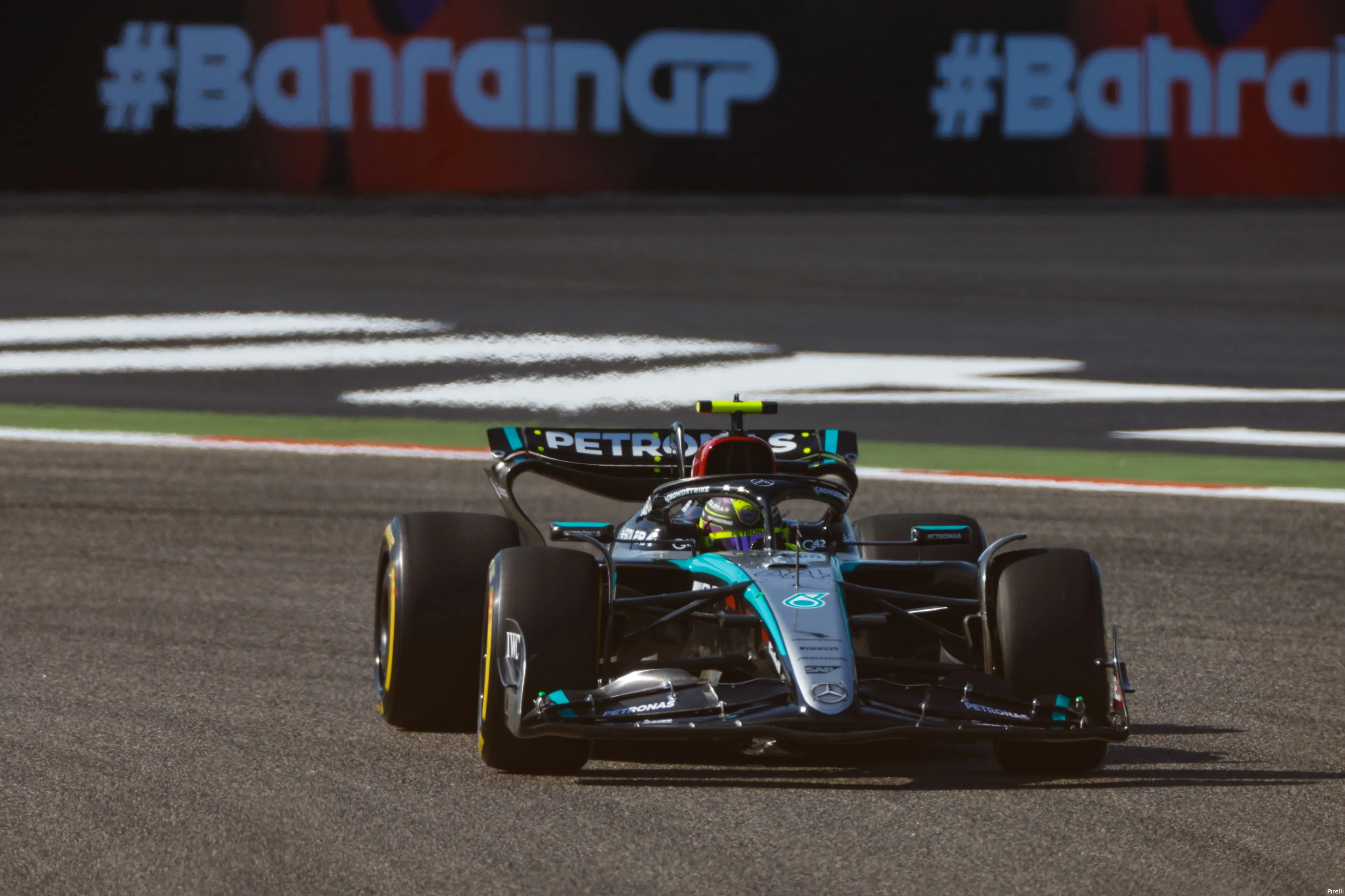 bahrein 2024 donderdag mercedes lewis hamilton 2