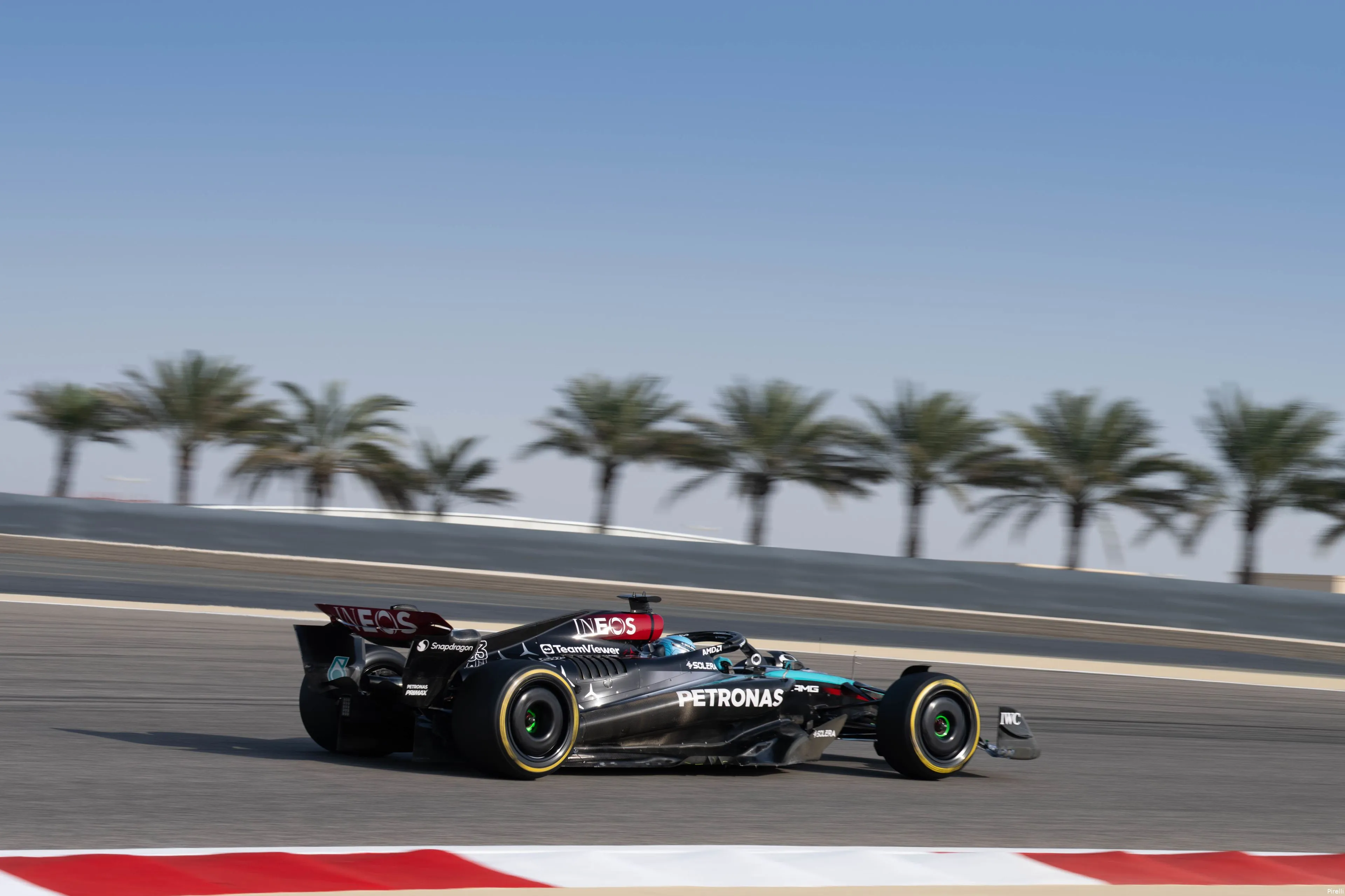 mercedes w15 george russell