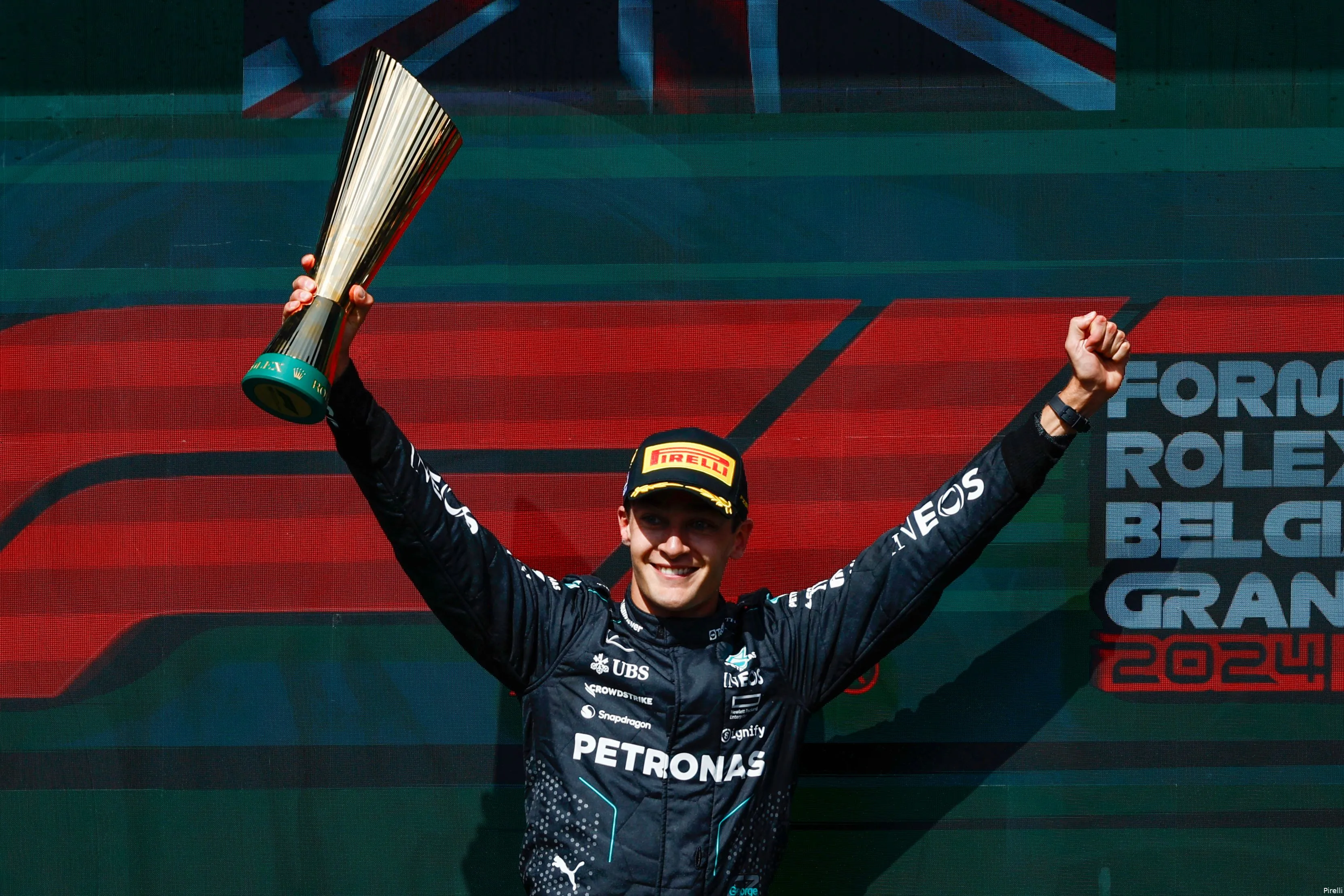 george russell bokaal podium juich