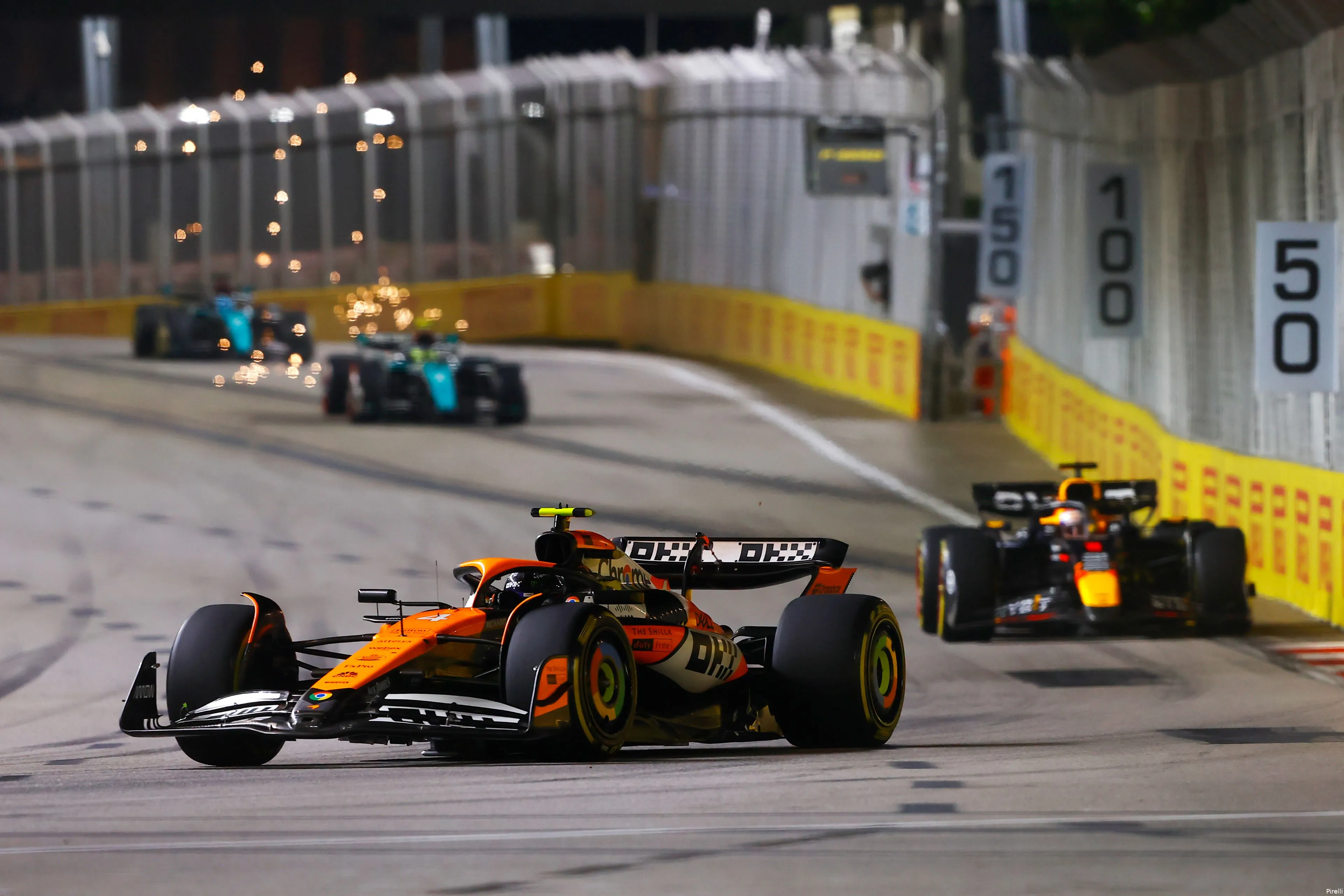 singapore lando norris max verstappen mclaren red bull racing 21 sunday marina bay 2024
