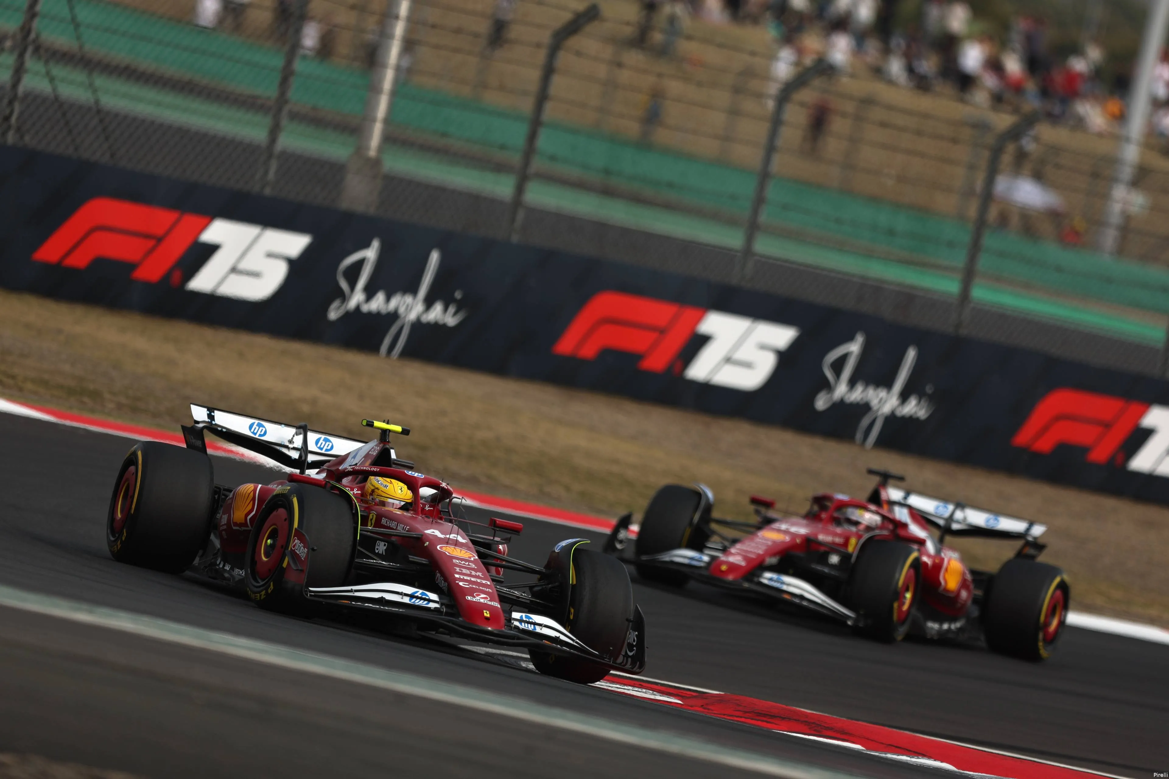 pirelli ferrari charles leclerc lewis hamilton zondag gp china 2025