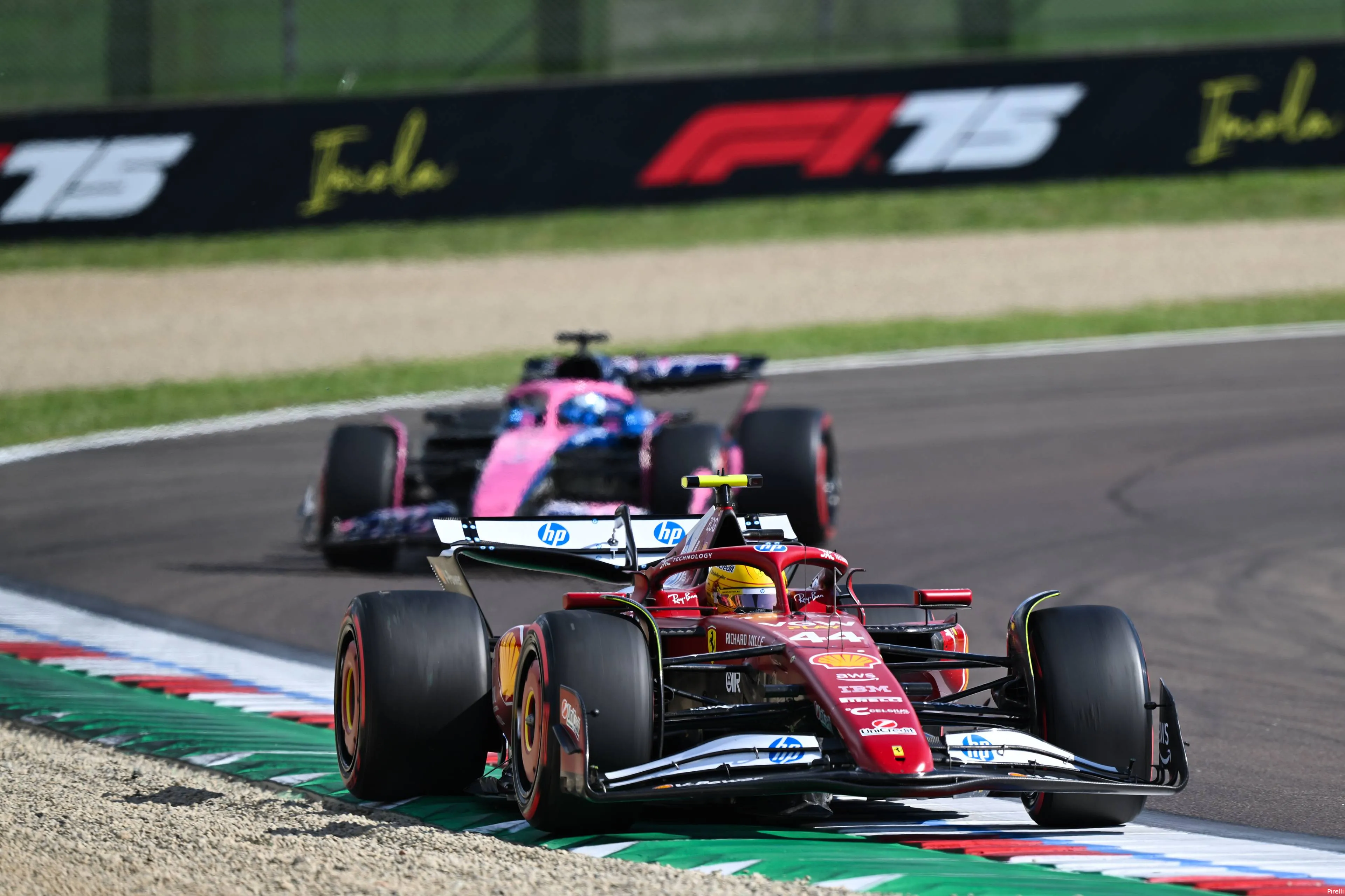 pirelli ferrari lewis hamilton emilia romagna imola 2025 zaterdag