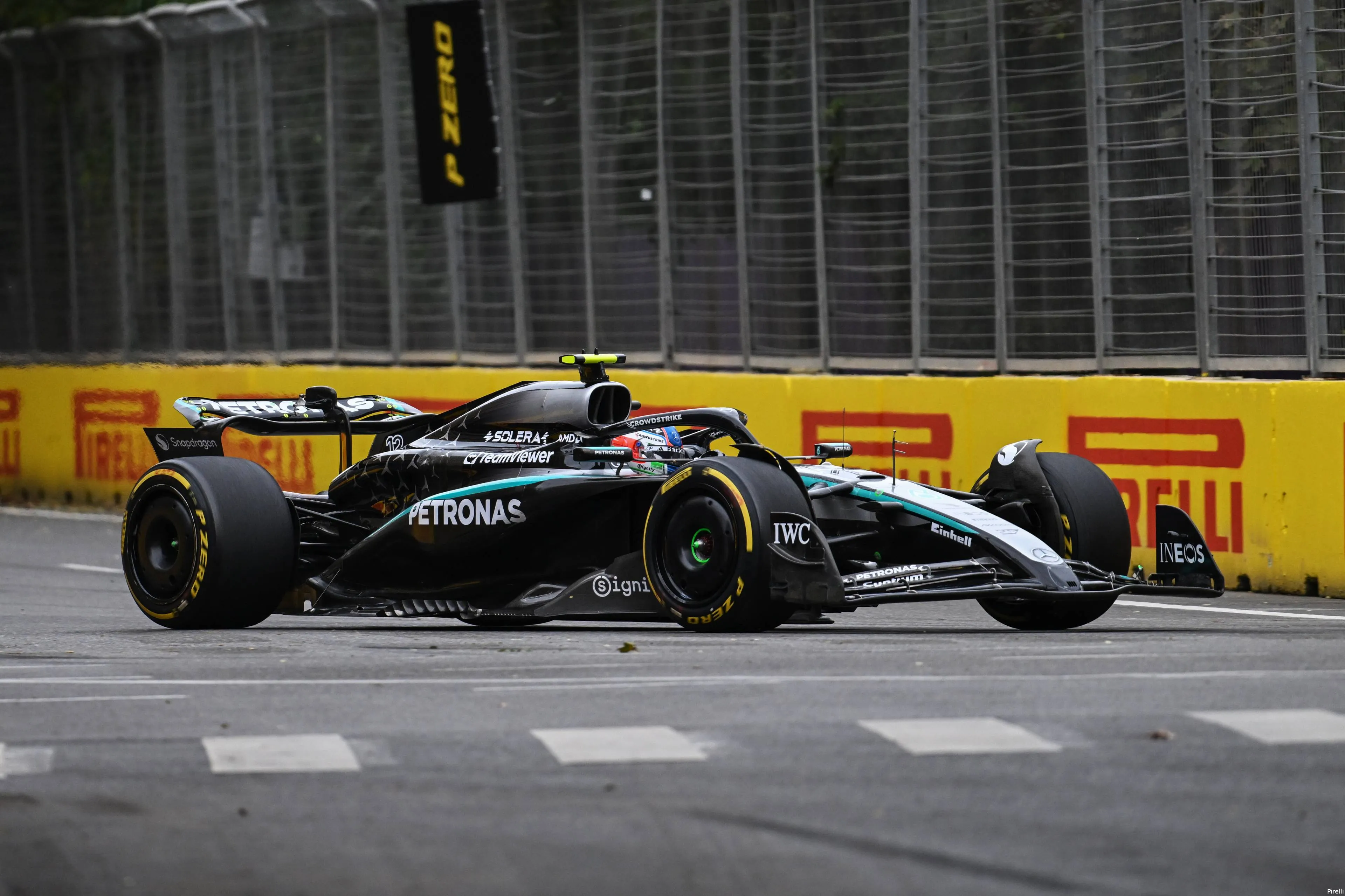 pirelli-andrea-kimi-antonelli-mercedes-gp-azerbeidzjan-2025-zondag