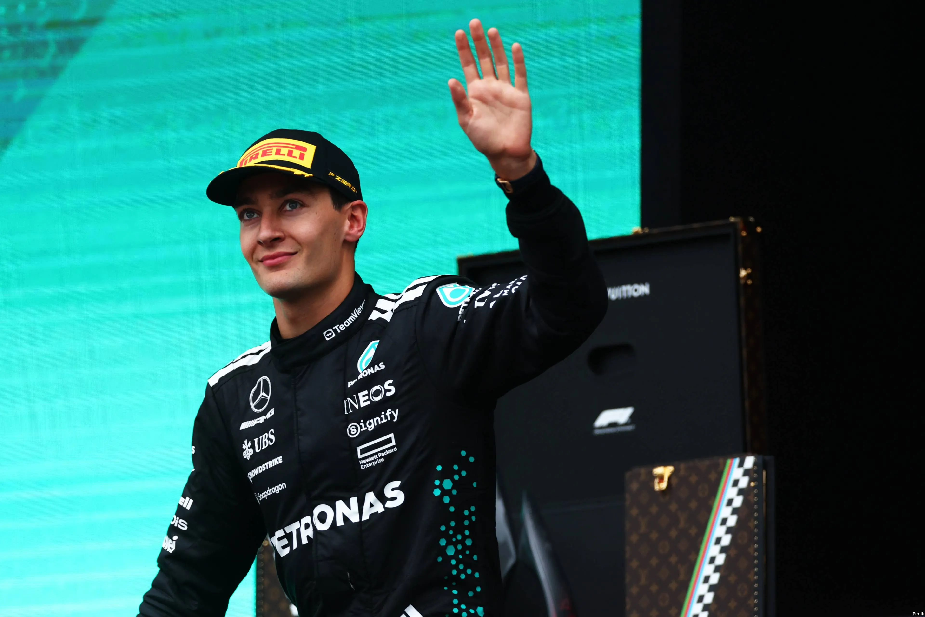 pirelli-george-russell-mercedes-gp-azerbeidzjan-2025-zondag