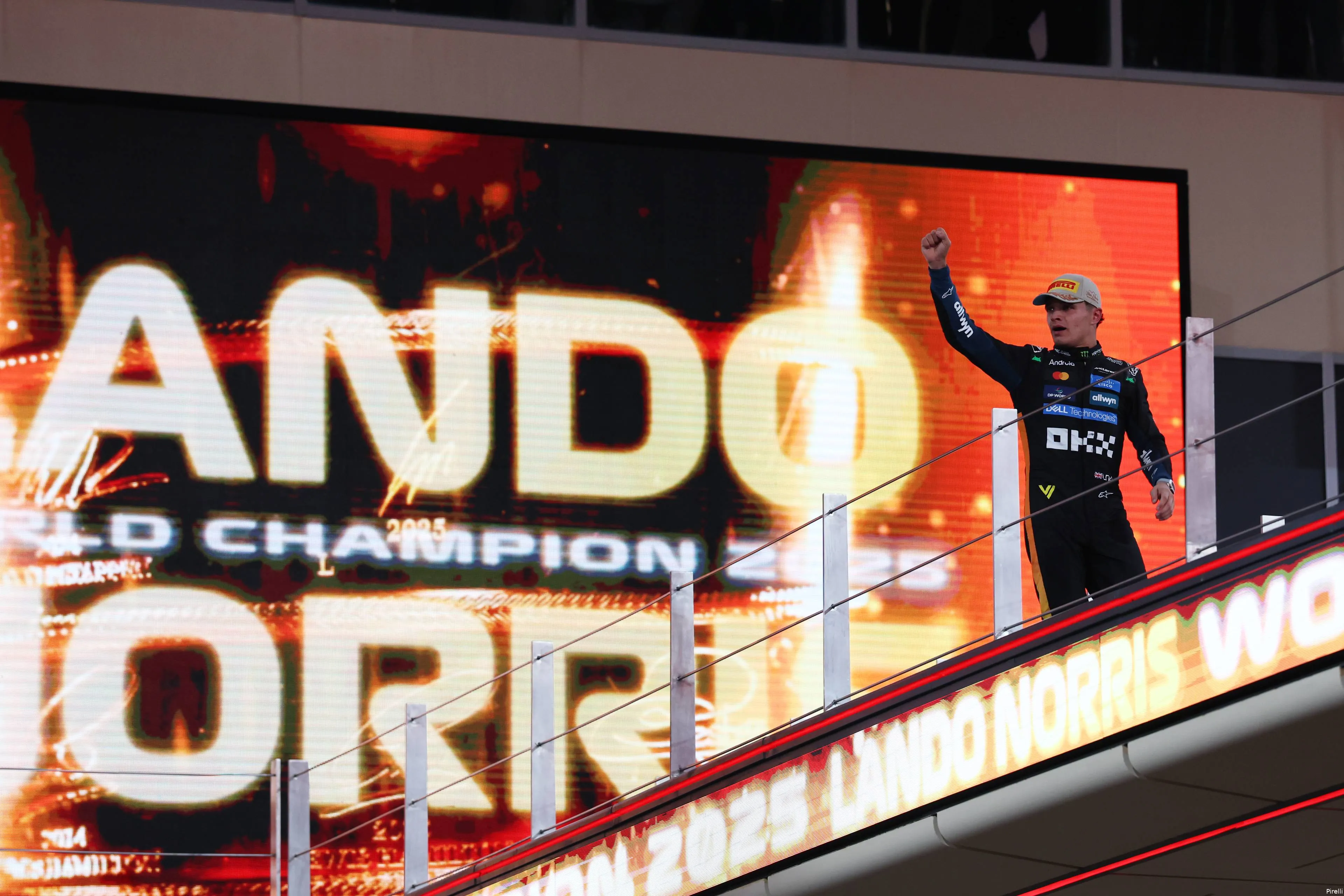 pirelli-mclaren-lando-norris-gp-abu-dhabi-2025-zondag