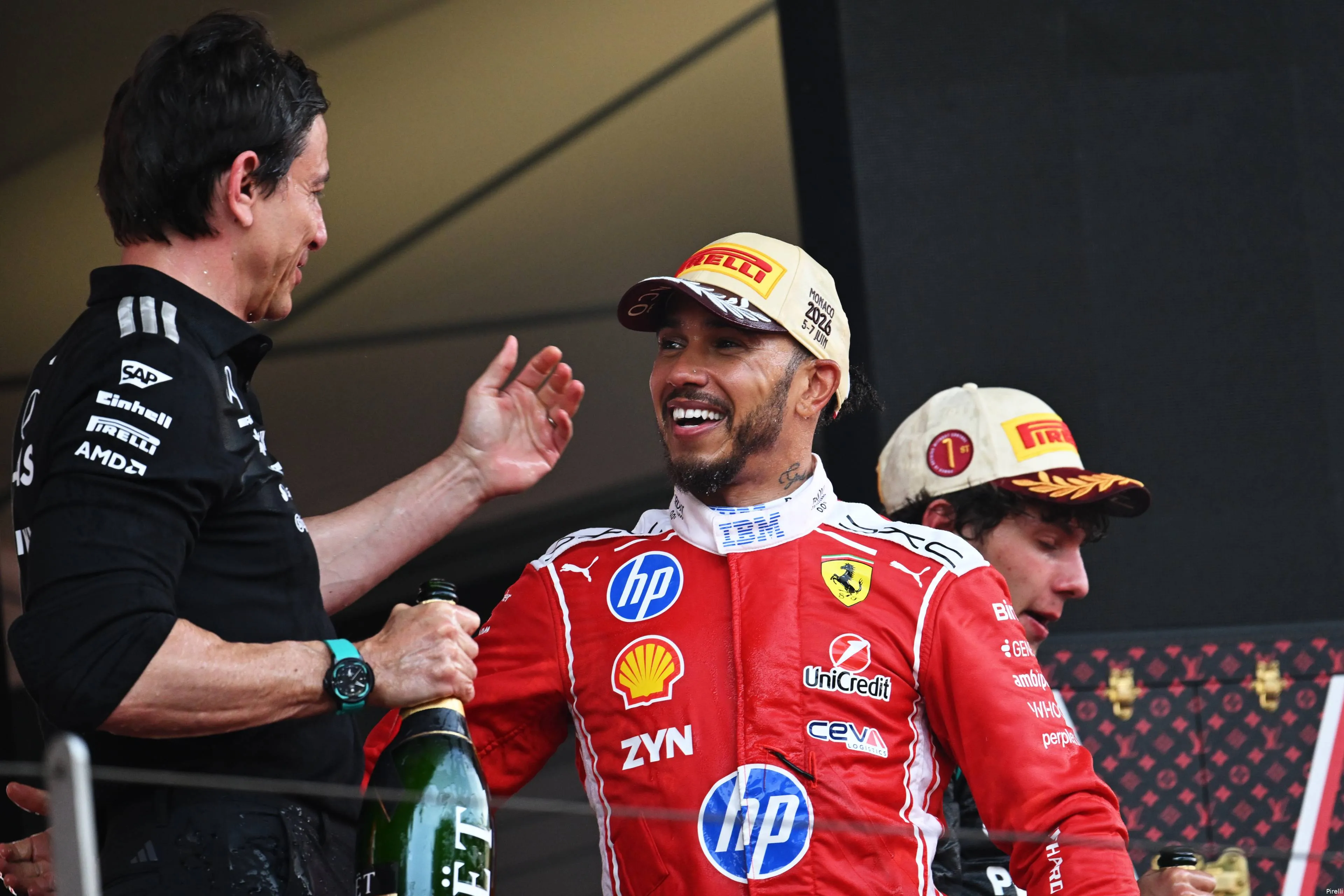 toto-wolff-mercedes-lewis-hamilton-ferrari-podium--pirelli-2026-zondag-monaco-race