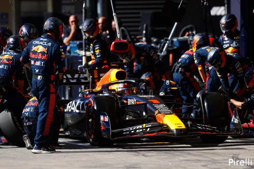 max verstappen red bull pitstop brazilie