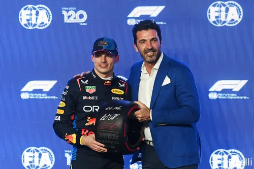 De tijd van Verstappen was met drie tienden verschil zonder problemen genoeg voor poleposition. (Foto: Pirelli)