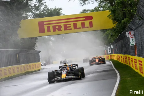 Verstappens ingenieur Lambiase genoot van karma voor Norris tijdens de safety car (Foto: Pirelli)<br>