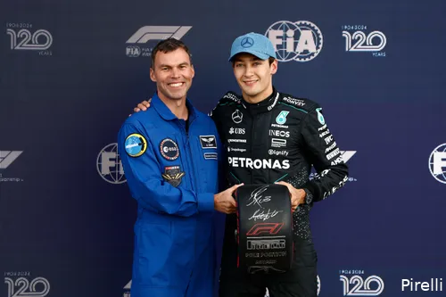 Russell pakte in 2024 pole op Silverstone.