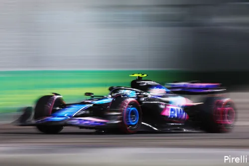 Esteban Ocon op snelheid tijdens de kwalificatie, maar haalt Q3 niet - GP Singapore 2024