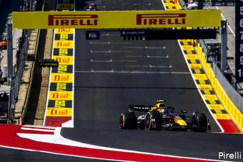 Pérez reed in Austin niet met dezelfde updates als Verstappen. (Foto: Pirelli)