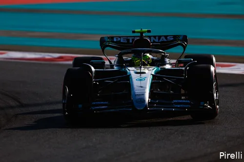 hamilton mercedes pirelli abudhabi zaterdag 2024
