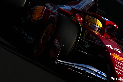 <i>Hamilton vond de auto verschrikkelijk, maar kan nog steeds positieve dingen zeggen over het weekend.</i>