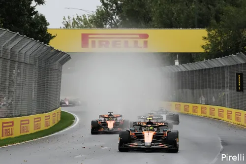 pirelli lando norris mclaren oscar piastri gp australie zondag 2025