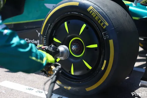 pirelli aston martin gele medium band gp monaco 2025 zondag
