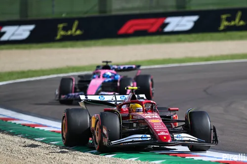 Hamilton werd knap vierde in Italië, nadat hij een slechte kwalificatie kende op zaterdag.