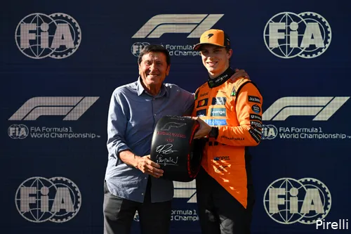 <i>Piastri wist de poleposition van zaterdag niet om te zetten in een zege.</i>