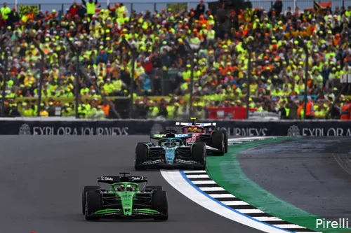 nico hulkenberg sauber 2025 silverstone groot brittannie zondag race pirelli