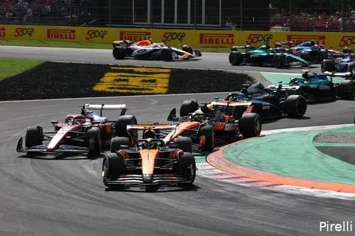 charles-leclerc-ferrari-oscar-piastri-lando-norris-mclaren-monza-italië