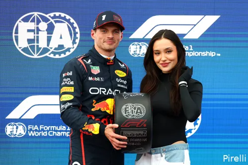 pirelli-max-verstappen-red-bull-racing-gp-azerbeidzjan-2025-zaterdag-pole