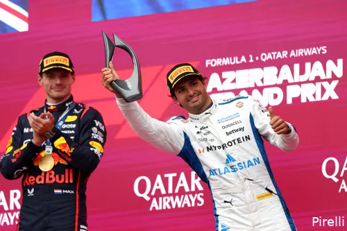 pirelli-red-bull-racing-max-verstappen-gp-azerbeidzjan-2025-zondag-carlos-sainz-williams-podium