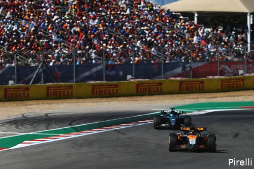 oscar-piastri-mclaren-george-russell-mercedes-cota-zondag-2025