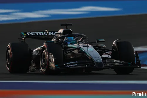 pirelli-george-russell-mercedes-gp-qatar-2025-zaterdag