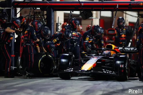 pirelli-max-verstappen-red-bull-racing-gp-qatar-2025-zondag