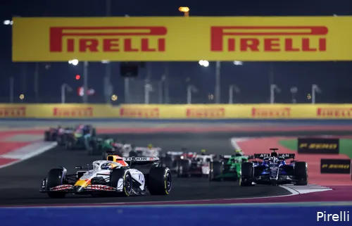 pirelli-visa-cash-app-racing-bulls-isack-hadjar-gp-qatar-2025-zaterdag-williams-alexander-albon