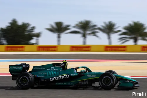 fernando-alonso-aston-martin-bahrein-wintertest-dag1-1