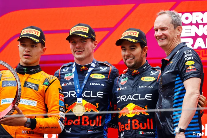 Pérez maakte het podium in China compleet. (Foto: Pirelli)