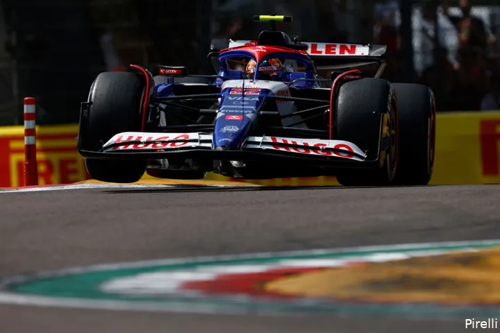 Tsunoda was erg in zijn nopjes met de succesvolle undercut op Hülkenberg (Foto: Pirelli)<br>