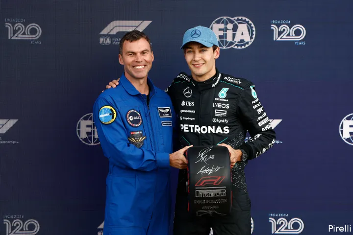 Russell pakte in 2024 pole op Silverstone.