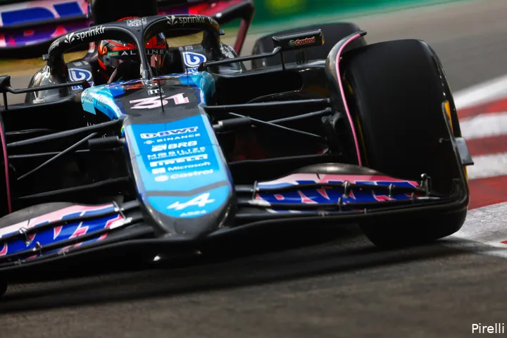 Alpine-coureur Esteban Ocon in actie.