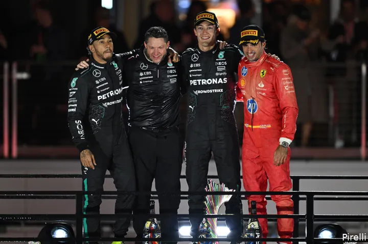 george russell lewis hamilton mercedes carlos sainz ferrari las vegas gp zondag 2024