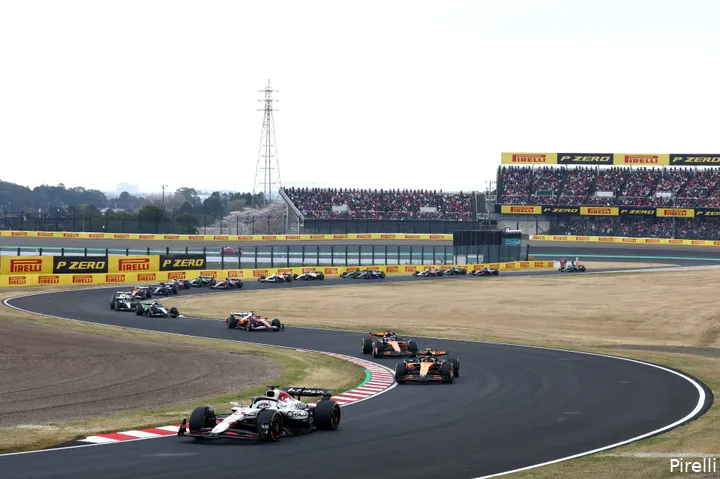 max verstappen lando norris oscar piastri japan 2025 start