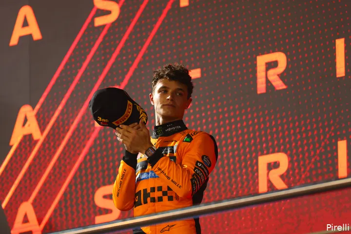 norris podium bahrein mclaren