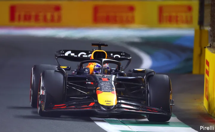 pirelli red bull racing max verstappen gp saoedi arabie 2025 zondag 2