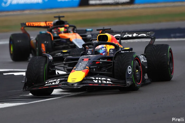 max verstappen red bull racing 2025 silverstone groot brittannie zondag race pirelli