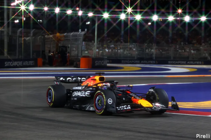 max-verstappen-red-bull-racing-24-friday-marinabay-2025