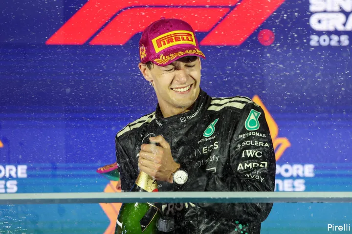 pirelli-george-russell-mercedes-gp-singapore-2025-zondag