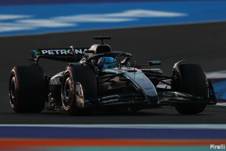 pirelli-george-russell-mercedes-gp-qatar-2025-zaterdag
