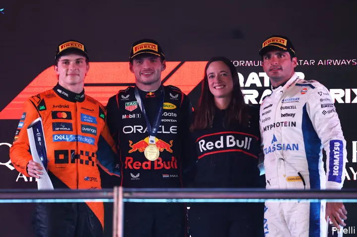 pirelli-max-verstappen-red-bull-racing-oscar-piastri-carlos-sainz-williams-mclaren-gp-qatar-2025-zondag
