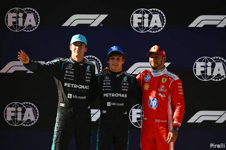 kimi-antonelli-polepoisition-george-russell-lewis-hamilton-ferrari-mercedes-38-saturday-shanghai-2026