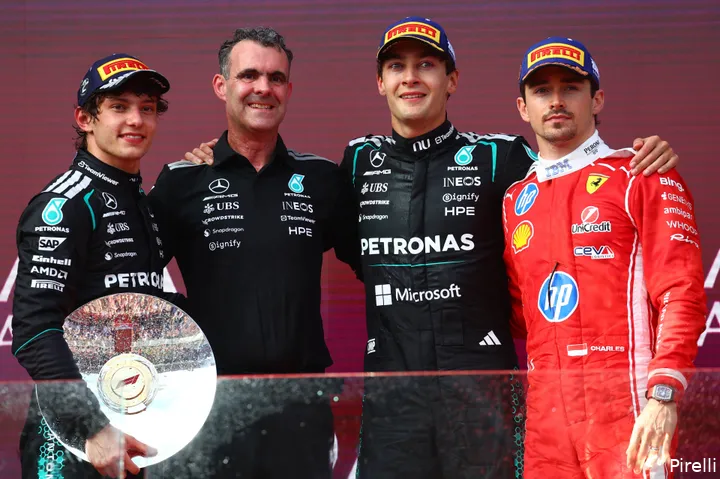 pirelli-mercedes-george-russell-gp-australie-zondag-2026-charles-leclerc-ferrari-andrea-kimi-antonelli