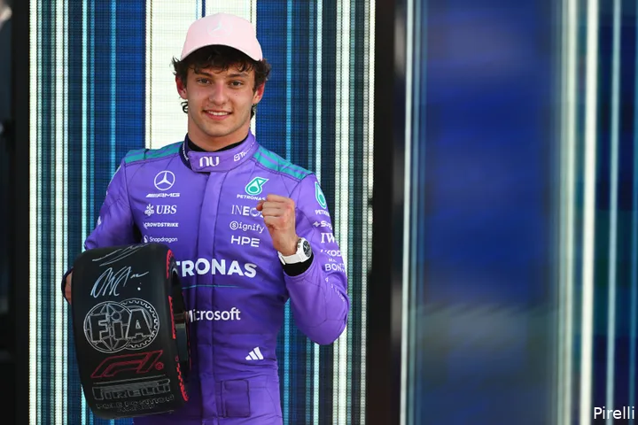 pirelli-mercedes-andrea-kimi-antonelli-gp-miami-2026-zaterdag-poleposition