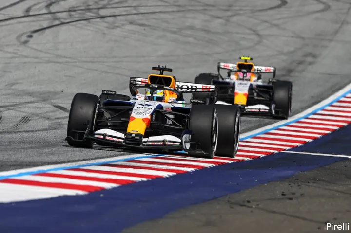 pirelli-visa-cash-app-racing-bulls-liam-lawson-arvid-lindblad-gp-oostenrijk-2026-zondag