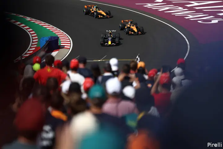 isack-hadjar-red-bull-racing-gp-hongarije-2026-zondag-pirelli-oscar-piastri-lando-norris